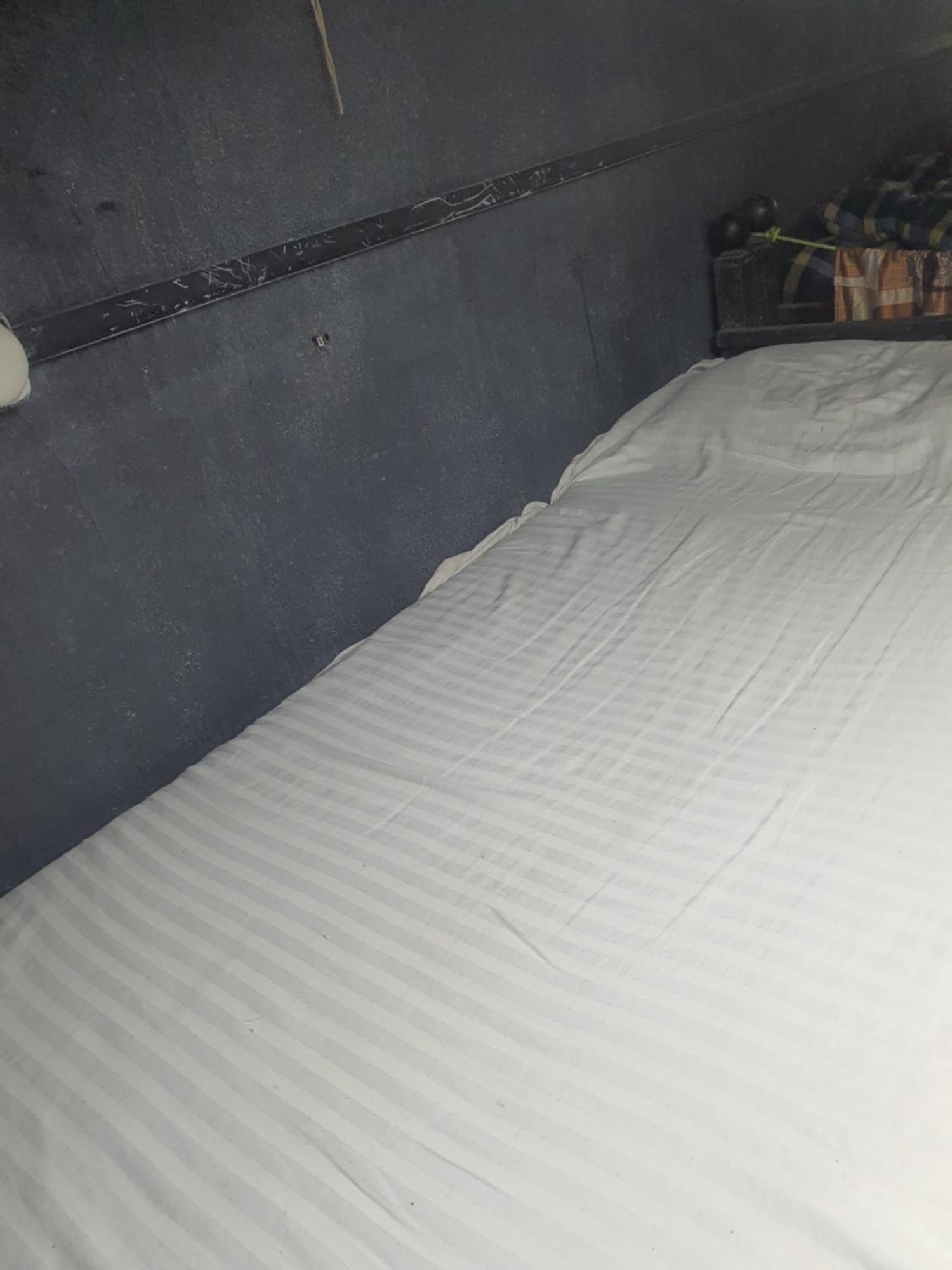 Bapuji Dormitory Hostel Mumbai Kültér fotó