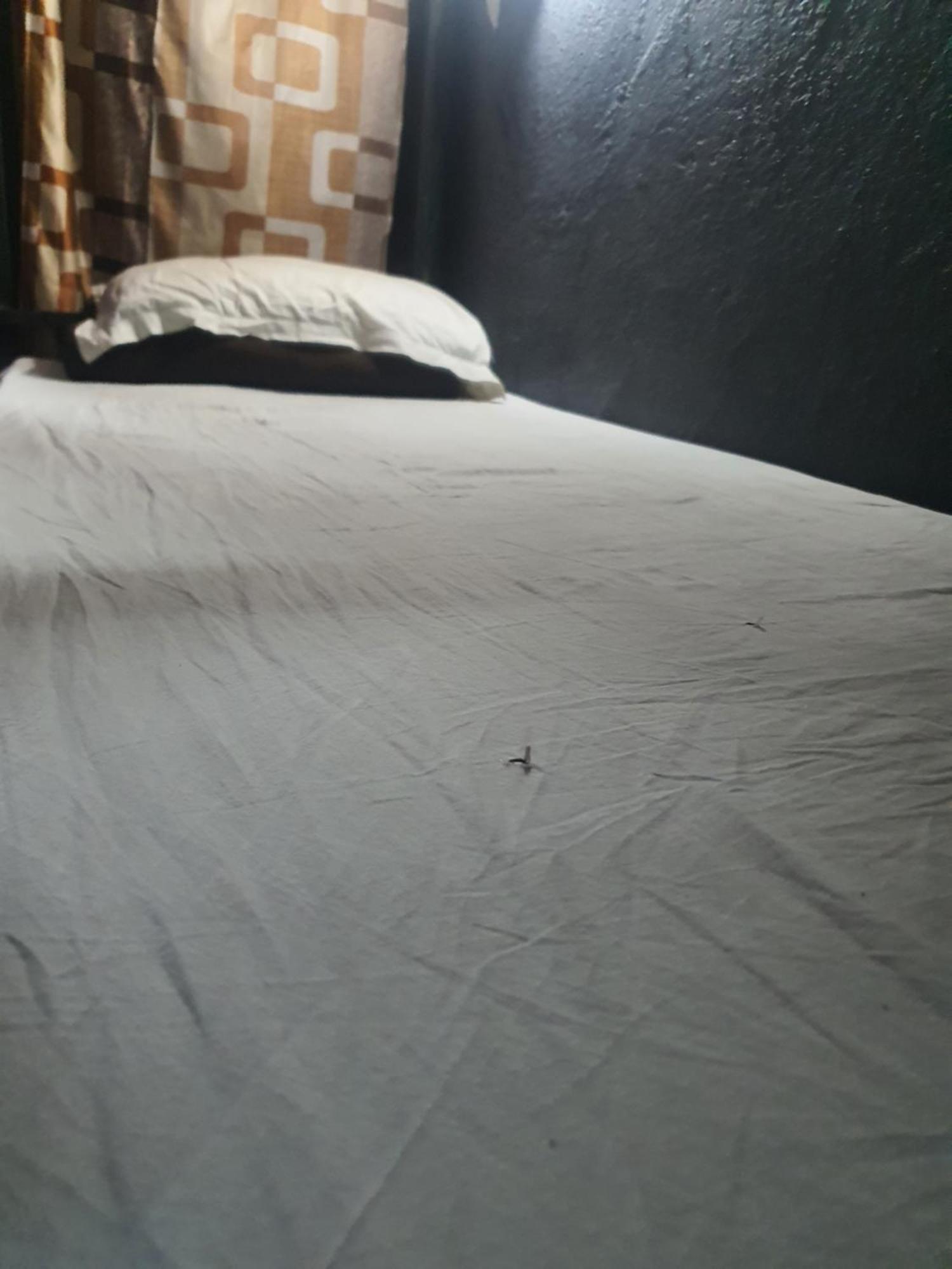 Bapuji Dormitory Hostel Mumbai Kültér fotó